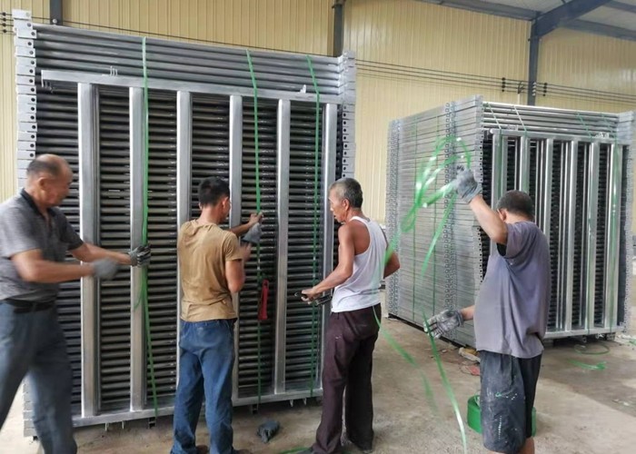 Australia Standard Steel Cattle Fence , Galvanized Horse Fence Panels With 5 / 6 Rail
