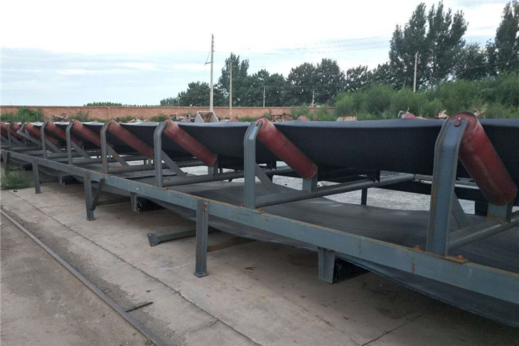 Smooth Running Conveyor Support Roller Used To Support Belt