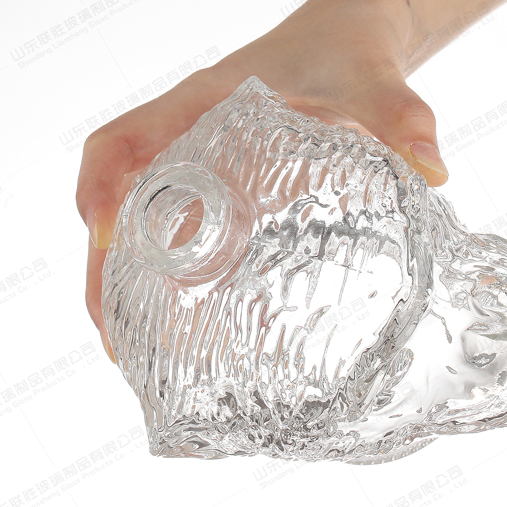 Clear 1000ml Large Size Ape Head Shape Vodka Glass Bottle for Beverage Packaging