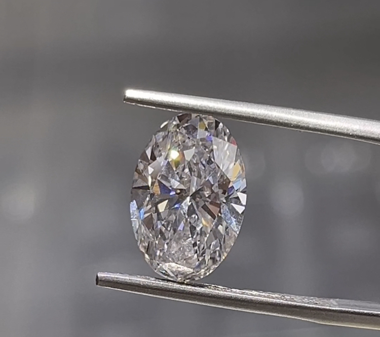 Oval Shape 3EX Triple Excellent Cut Diamond Loose Lab Made Diamonds IGI Certified