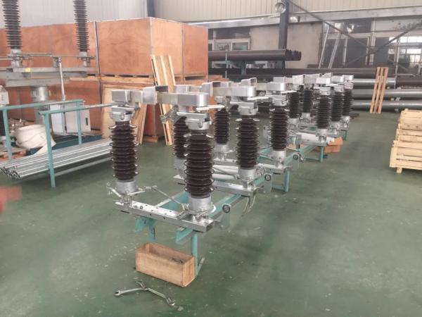 Buy 1250A 2000A HV High Voltage Disconnecting Switch For 145kV Substation at wholesale prices