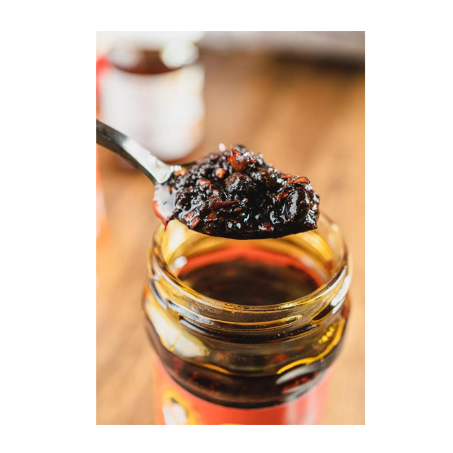 Spicy Flavor Laoganma Chili Sauce in 210G/280G Glass Bottle for Dipping Condiment Easy