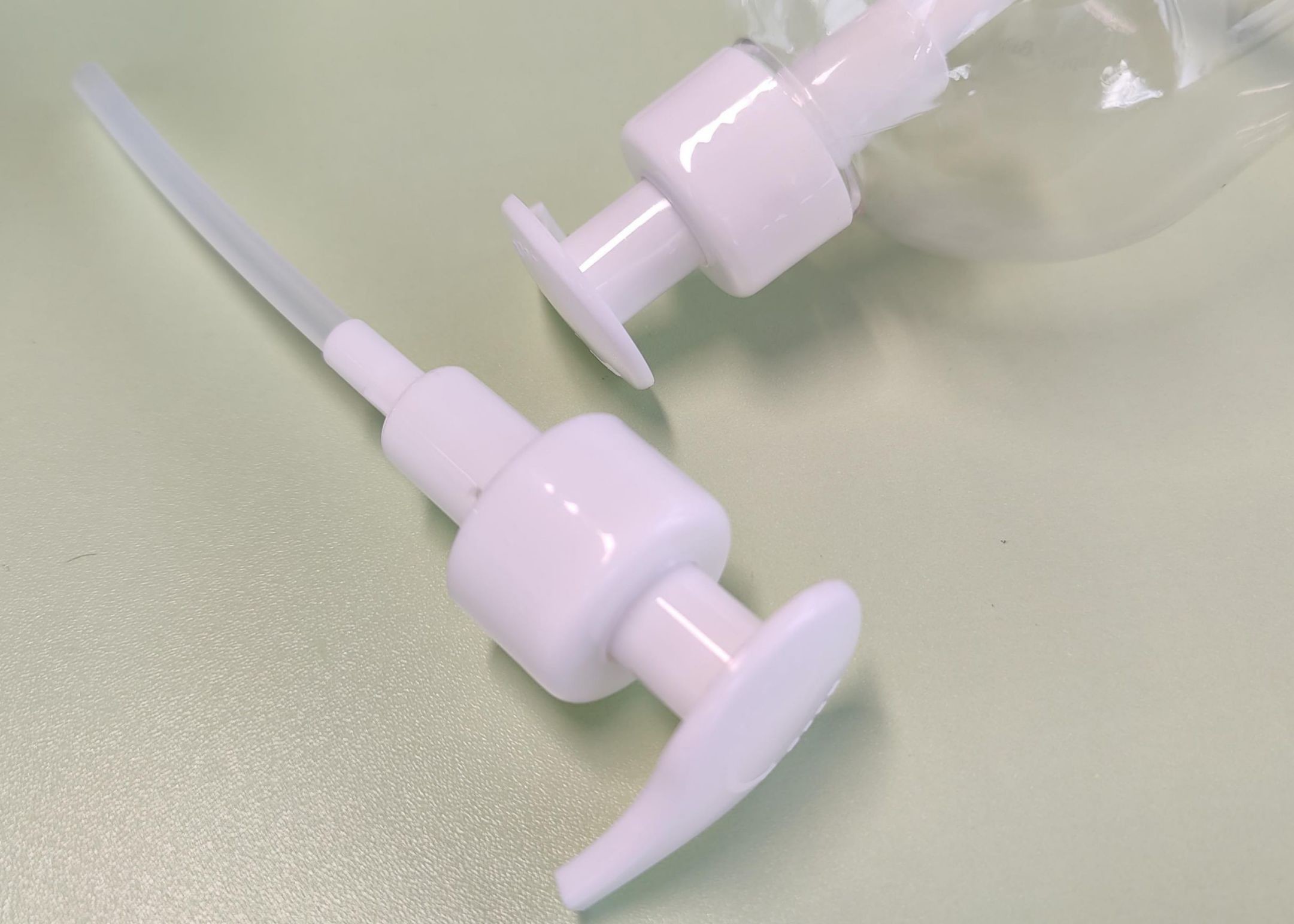 Cosmetic Turn Left And Right 28/410 4cc Lotion Dispenser Pump