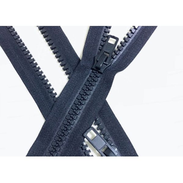 3 - 10 Size Plastic Zipper Making Machine , Vertical Plastic Injection Machine