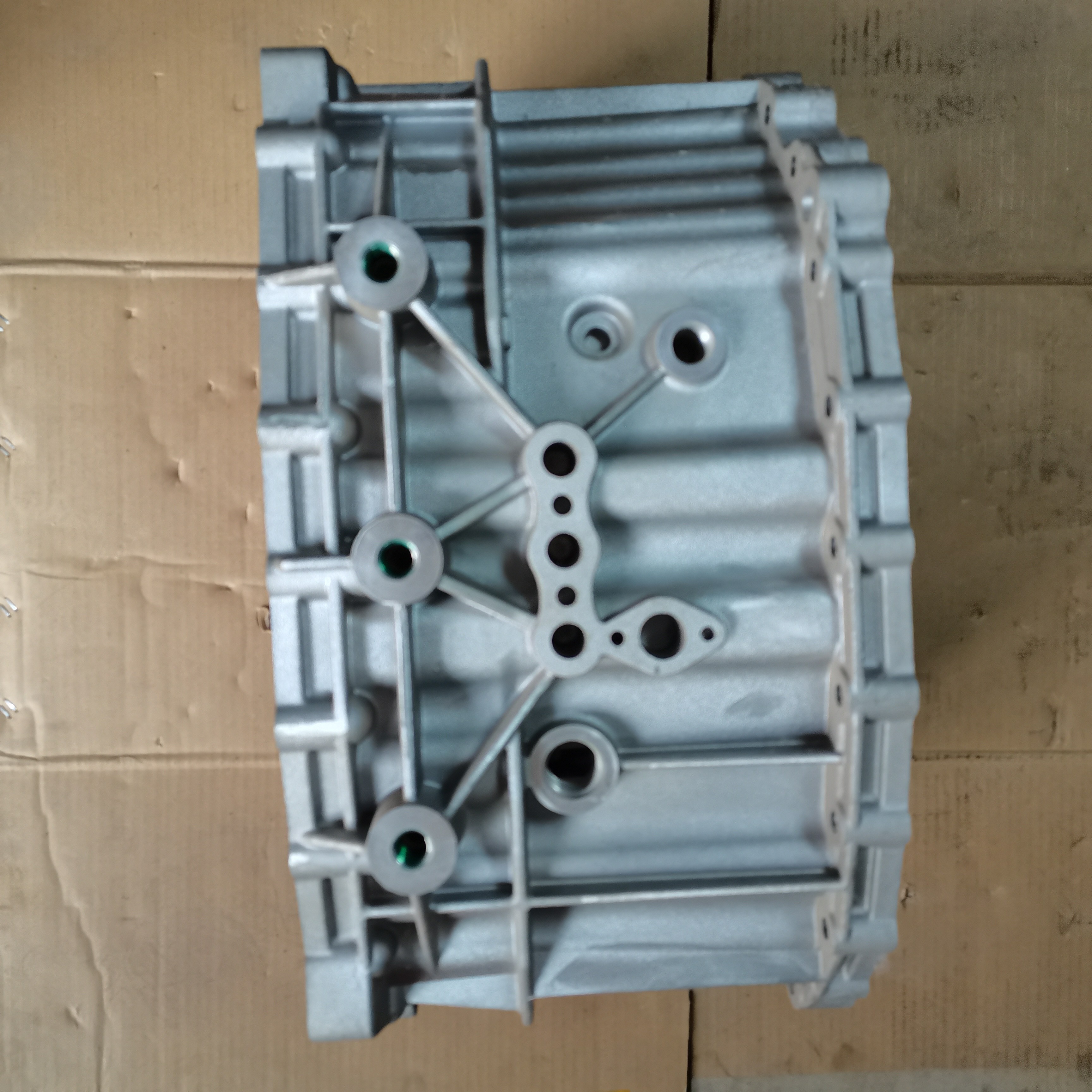 Fast transmission case C12 10641010 FOR DONGFENG FAW FOTON CAR mask decoration foton spare parts gear box parts