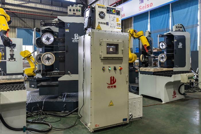 Fully - Automatic Grinding & Buffing Machine For Auto Parts / Faucte /Sanitary Fittings/Door Handles