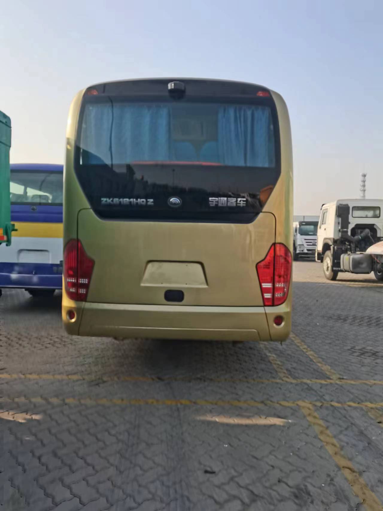 Best 68 Seater Used Coach Bus with Weichai Engine and High Capacity