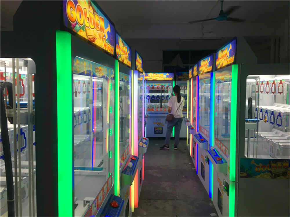 Amusement Redemption Prize Arcade Machine With Bill Acceptor 2 Buyers