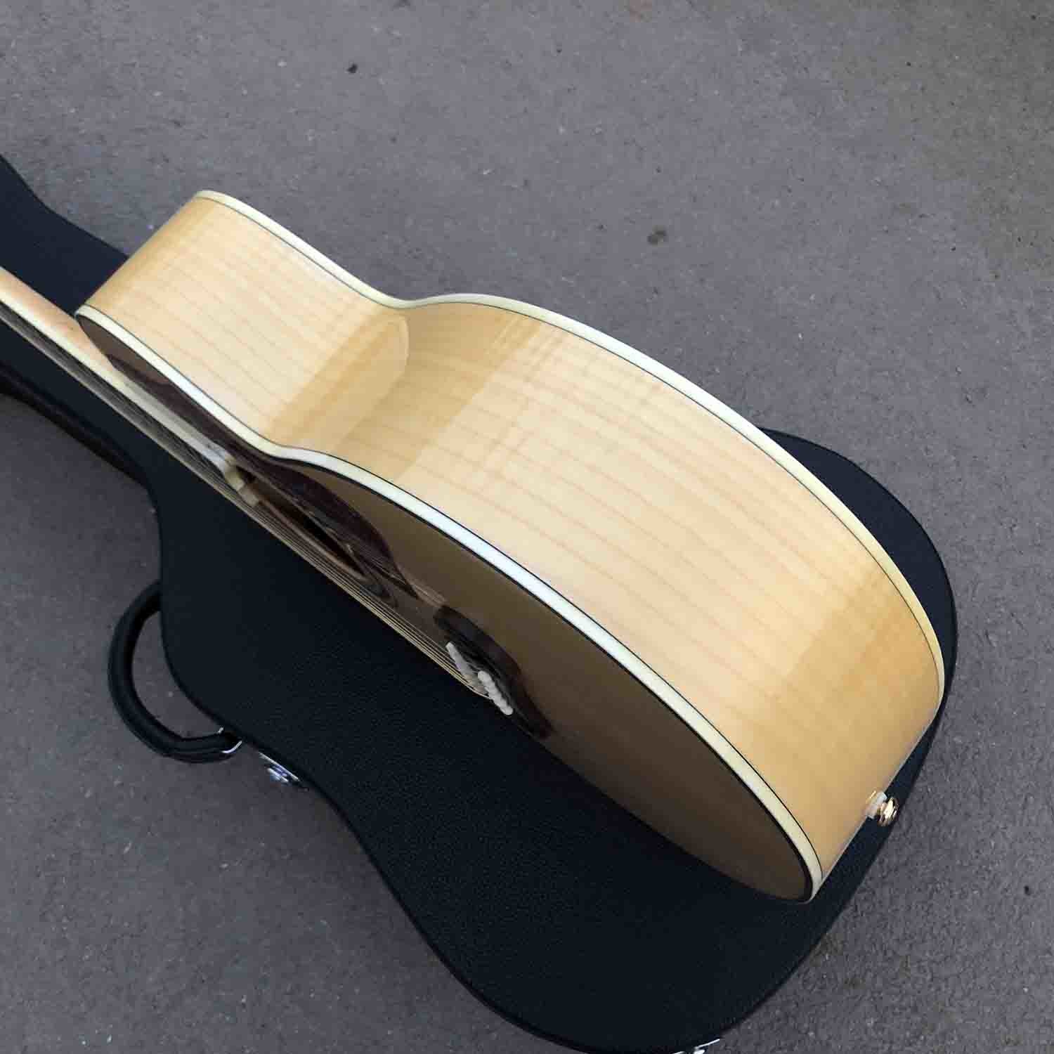 Custom Grand 43 Inch Jumbo AAAAA All Solid Wood Acoustic Guitar in Natural Color