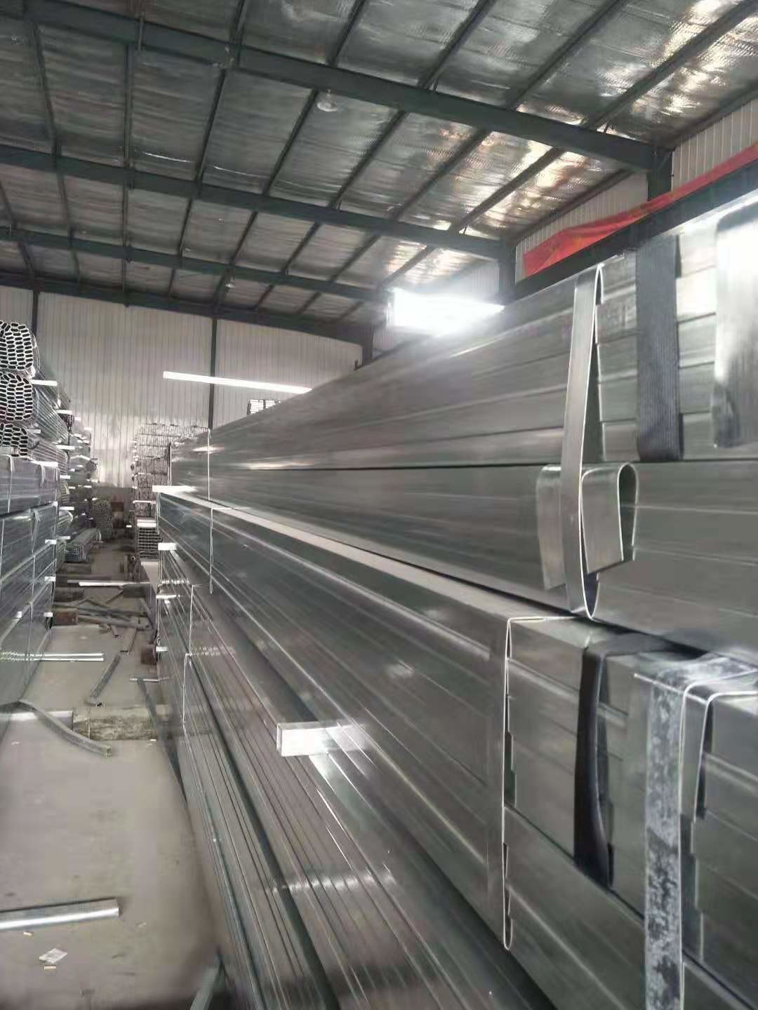 Moisture Proof Square Steel Tubing Pre Zinc Coated Strong Carrying Capacity