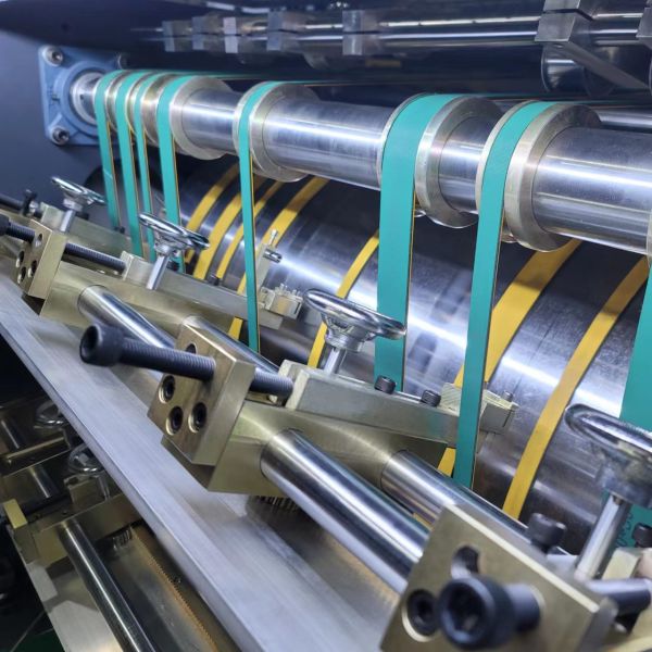 DG-1200G Paperboard Automatic Grooving Machine Cardboard V Grooving Machine