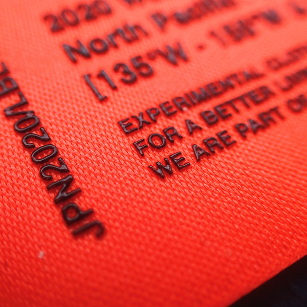 Customized 100% Polyester 3D Logo Screen Printing Clothing Labels