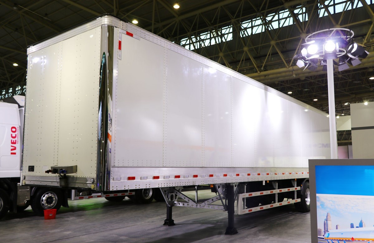 Flexible Refrigerated Semi Trailer For Diverse Cargo Types Supply Chain Needs