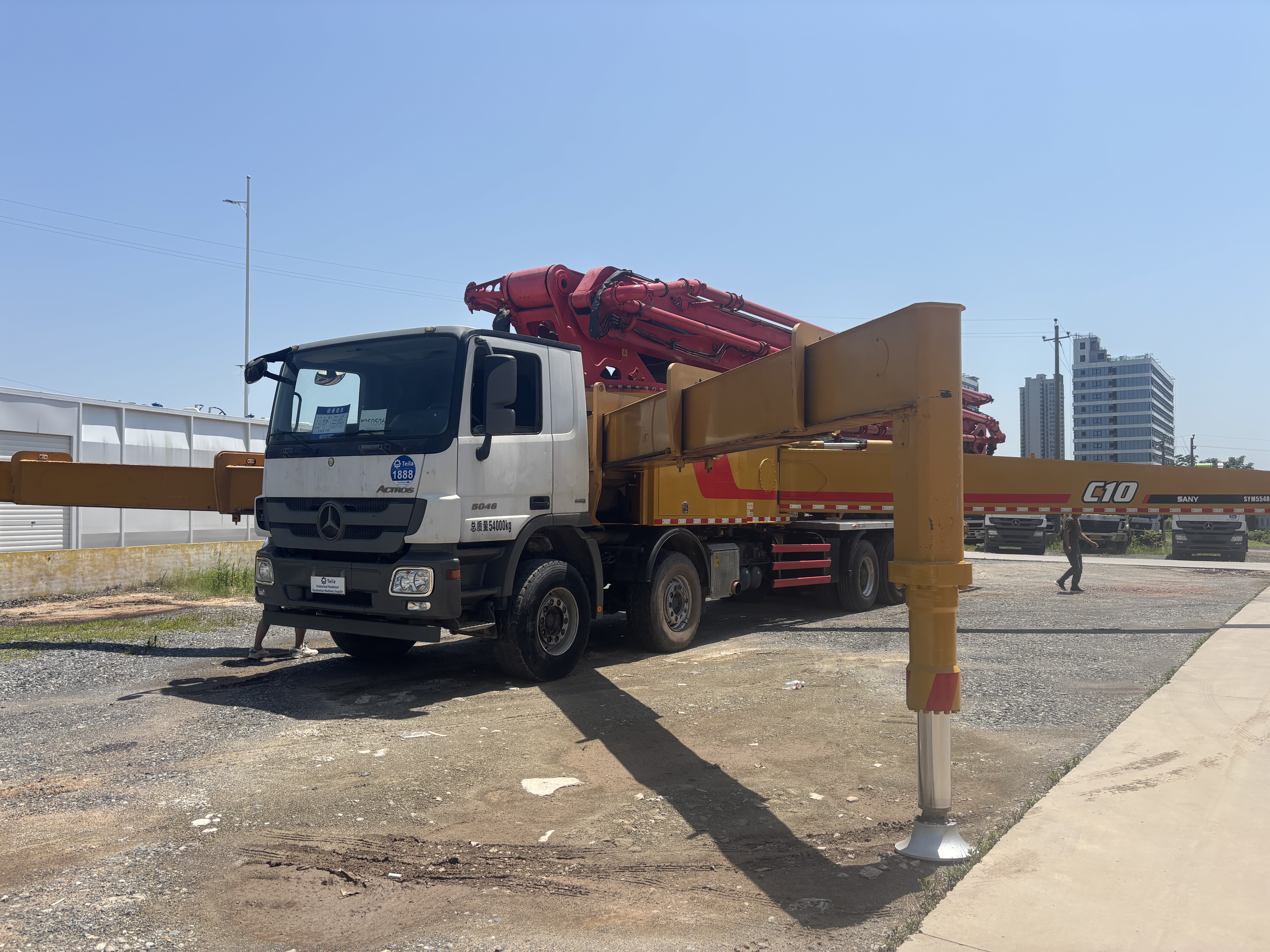 Original 2017 SANY Used Concrete Pump Truck 66m pump with Mercedes chassis