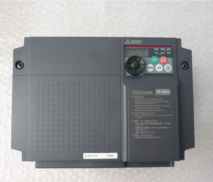 FR-D720-5.5K Mitsubishi Frequency Inverter sales of new parts MITSUBISHI ELECTRIC 5.5KW AC220V AC