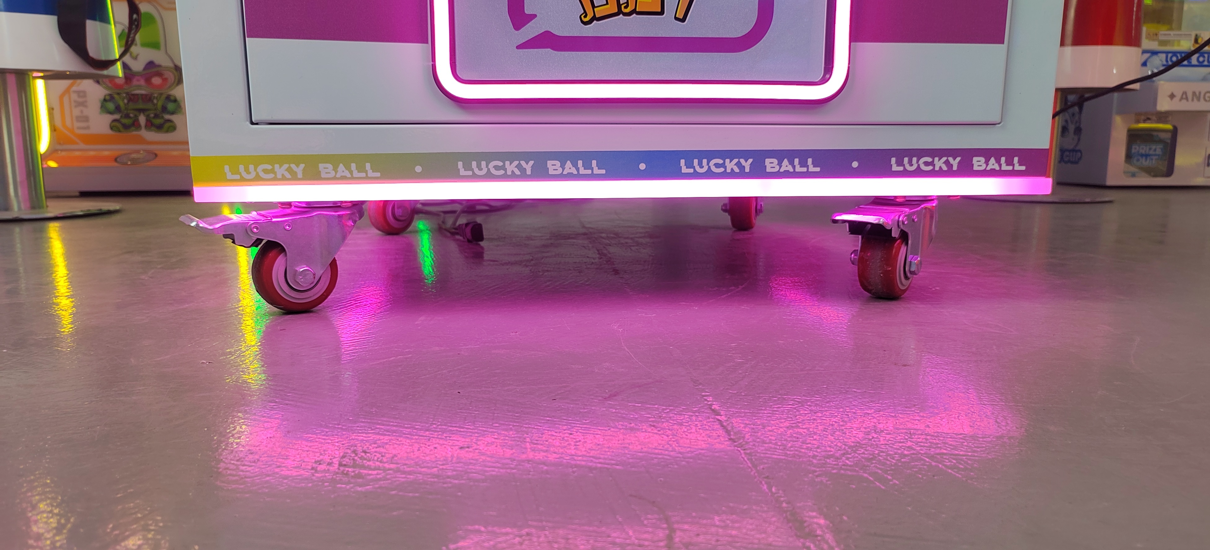 Lucky Coin Metal Claw Game Doll Automatic Vending Machine Arcade Machine