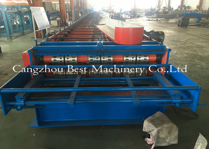 CE Steel Structure Cold Roll Forming Machine For Galvanized Metal 688 Decking Sheet