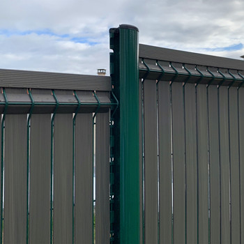 privacy curved mesh fence