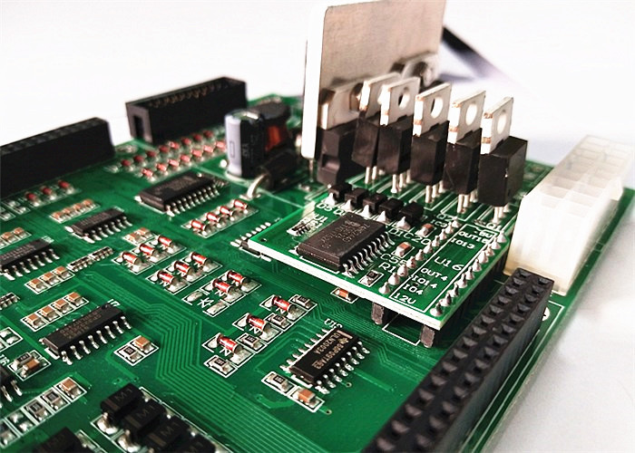 Custom Quick Turn SMT PCB Assembly with 1.6mm Board Thickness and Green Soldmask