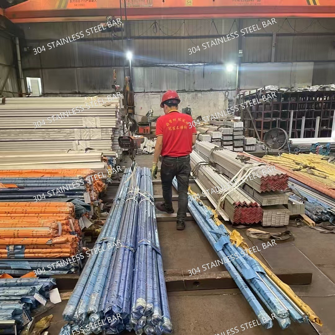 304 Stainless Steel Bright Round Bar High Polished Surface ASTM A276 Certified