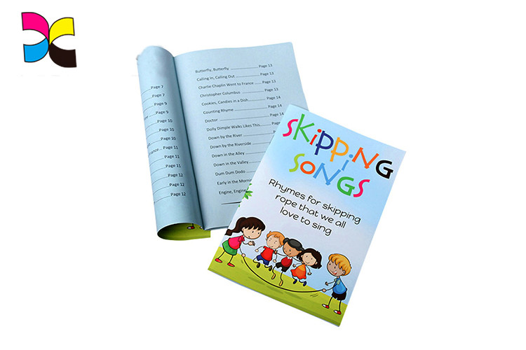 250g Cover With CMYK Color Glossy Lamination Offset Printing Paperback Book Printing