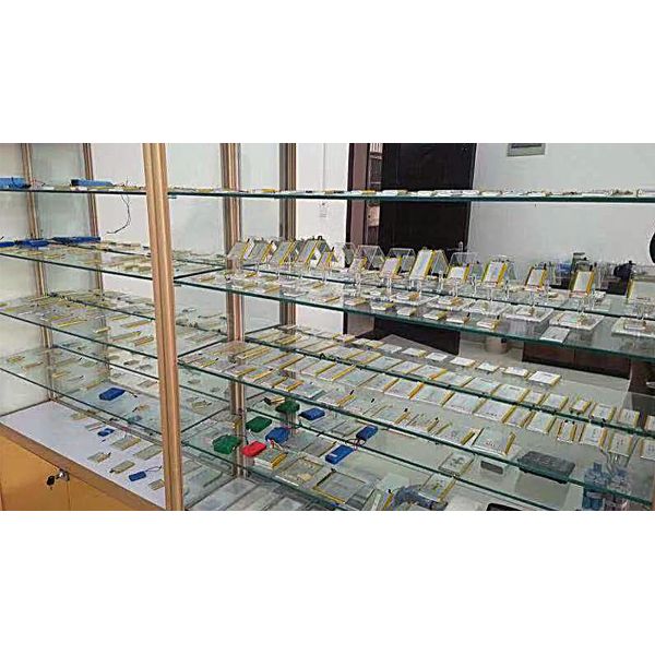 High Discharge Rate Rechargeable 18650 Lithium Ion 3.7V 7.4v 10c 20C Discharge Rate Battery Remote Control Toy Batteries