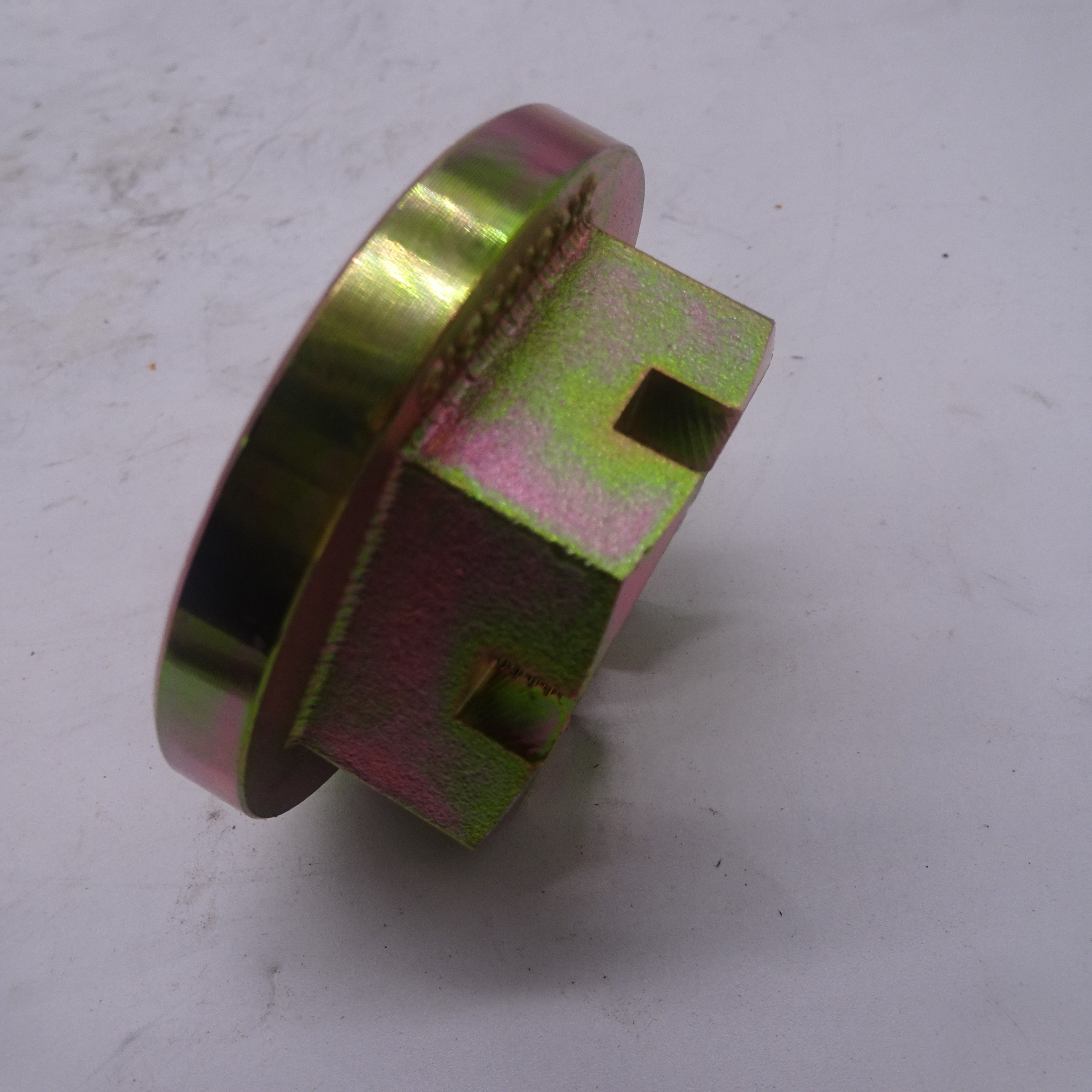 Fast Deliver Good Quality Original SINOTRUK HOWO Spare Parts Nut 79000320013 Angle tooth nut heavy truck parts