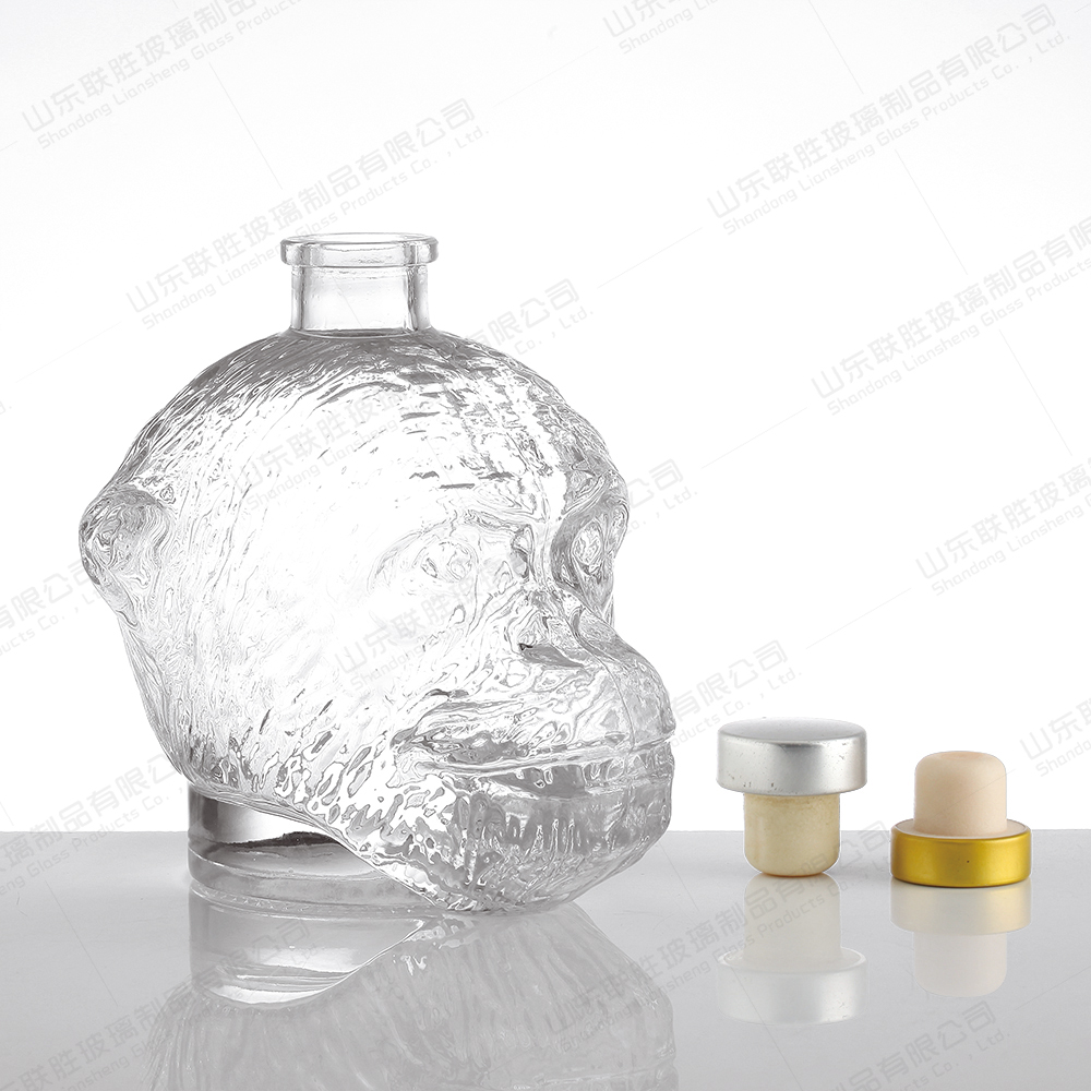 Clear 1000ml Large Size Ape Head Shape Vodka Glass Bottle for Beverage Packaging