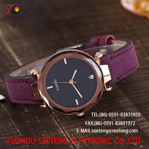 wholesale Pu watch round dial alloy case quartz watch fashion watch concise style Multicolor strap