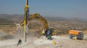 Quality Quarry Stone Hydraulic Attachment 51mm Rock Drilling Rig for sale