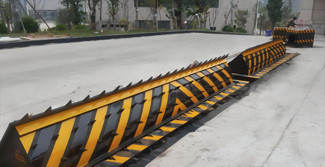 Waterproof Hydraulic Road Barrier Anti Terrorism Security Road Blocker