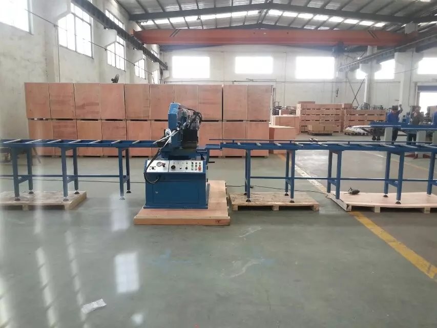 Metal cutting band sawing machine BS-460G export sawing machine horizontal sawing machine stable and safe
