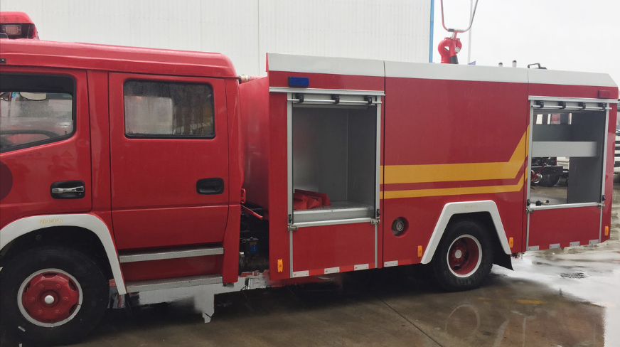 New DONGFENG 4*2 55m Mini Fire Truck for Sale