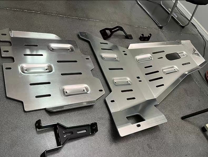 1810*870*8mm Off Road Aluminum Alloy Under Engine Cover Mud Flap Guard Skid Plate for JEEP Wrangler JL JK