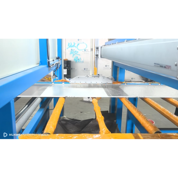 PLC Fully Automatic Production Line 1300mm Aluminum Honeycomb Panel Machine