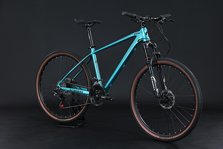 Supply MTB 29er Aluminum Frame Mountain Bike with 7 Speed Gears and Hydraulic Disc Brake