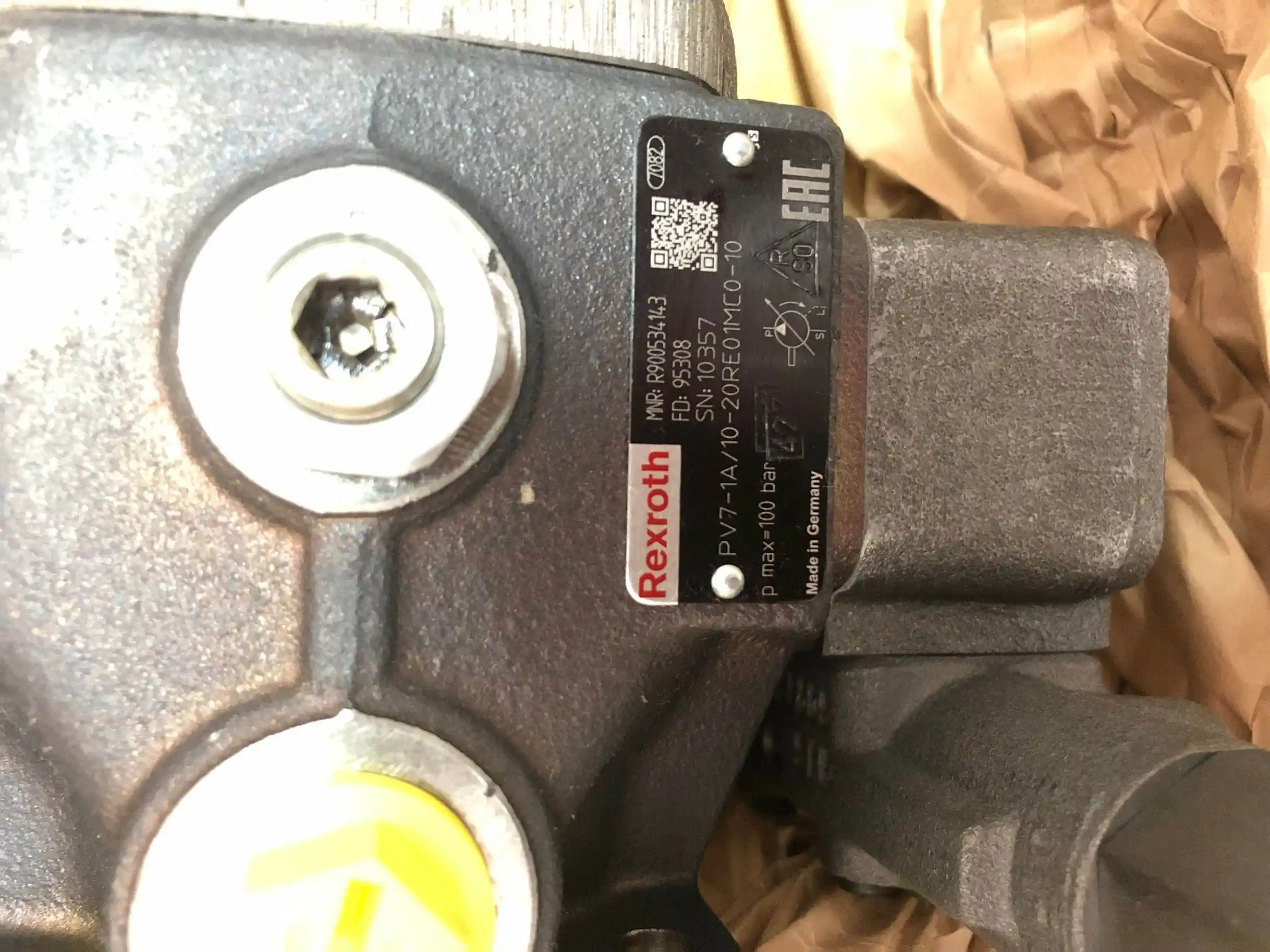 PV7-2X/20-20RA01MA0-10-A480 PV7-1X/06-10RA01MA0-10-C3.1 PV7-2X/20-20RA01MA0-10-P100 German vane pump PV7 Rexroth series hydraulic oil pump, original