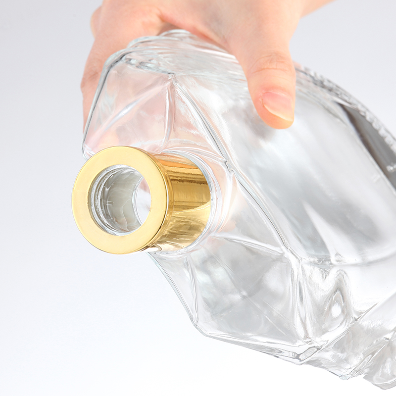 Customized Color Glass Bottles for Beverage Industrial Whisky Gin Brandy 500ml 750ml