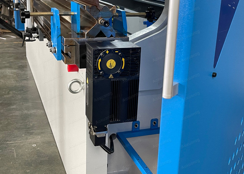 220T Hydraulic Bending Machine WE67K CNC Press Brake Machine Price 3200MM With DA53T 4+1 Axis For Metal Steel Plate