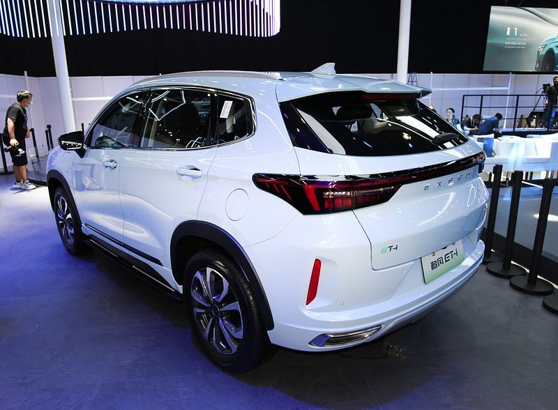 2023 Classic EXCEED Hybrid car at Chery EXCEED ET-i 1.5T 156hp L4+ 125electric motor 180km/h top speed 0-100km/h in 7s