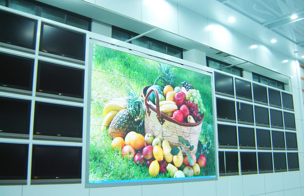 500nits brightness 4K LCD Display 55" , 3.5mm narrow bezel videowall 3840 x 2160 high resolution