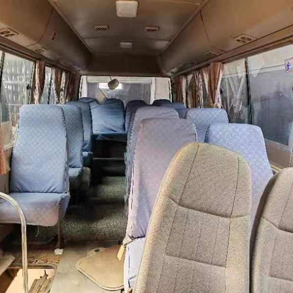 Secondhand 20 Seater Minibus Middle Toyota Coaster Bus