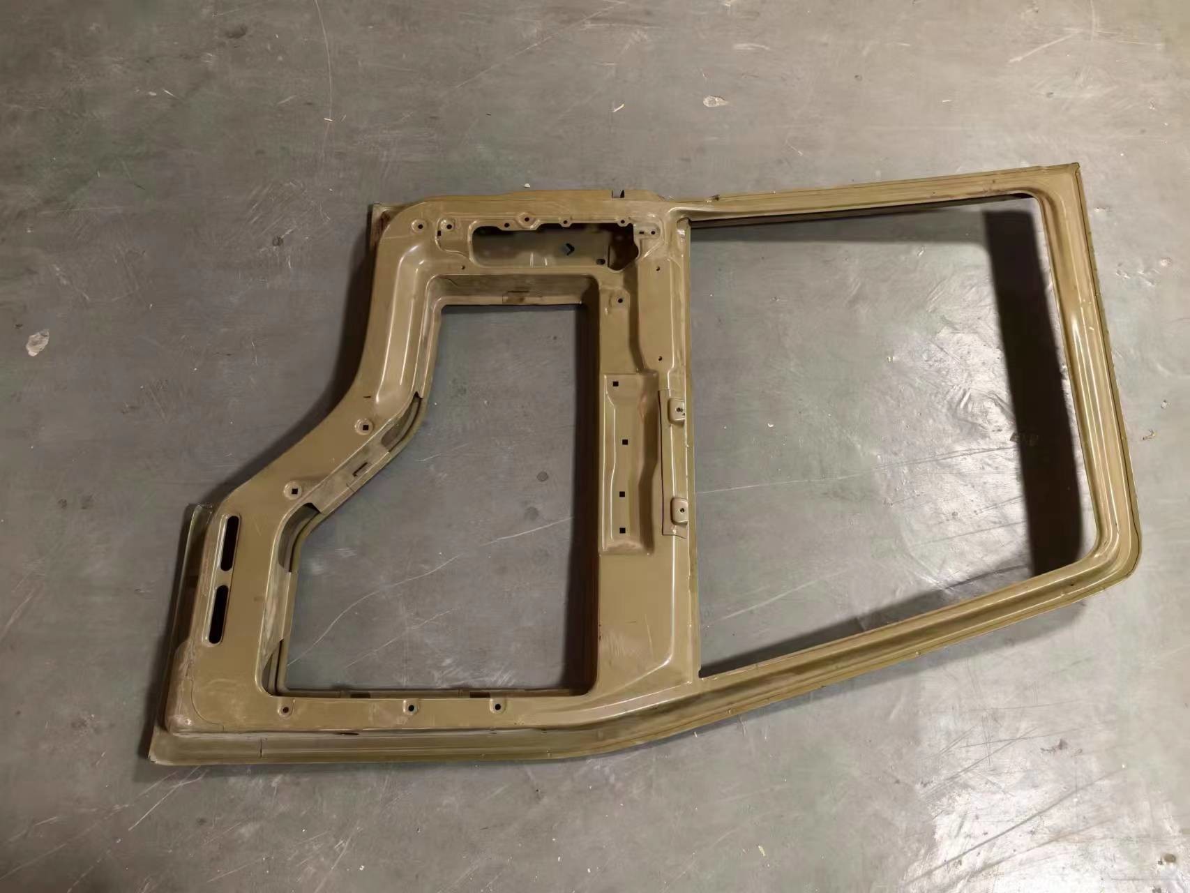 FRR CVR EXR Front Door 1640702111 ISUZU Body Parts With Under View Window Manual Window Control Left Door Year 1987-1997