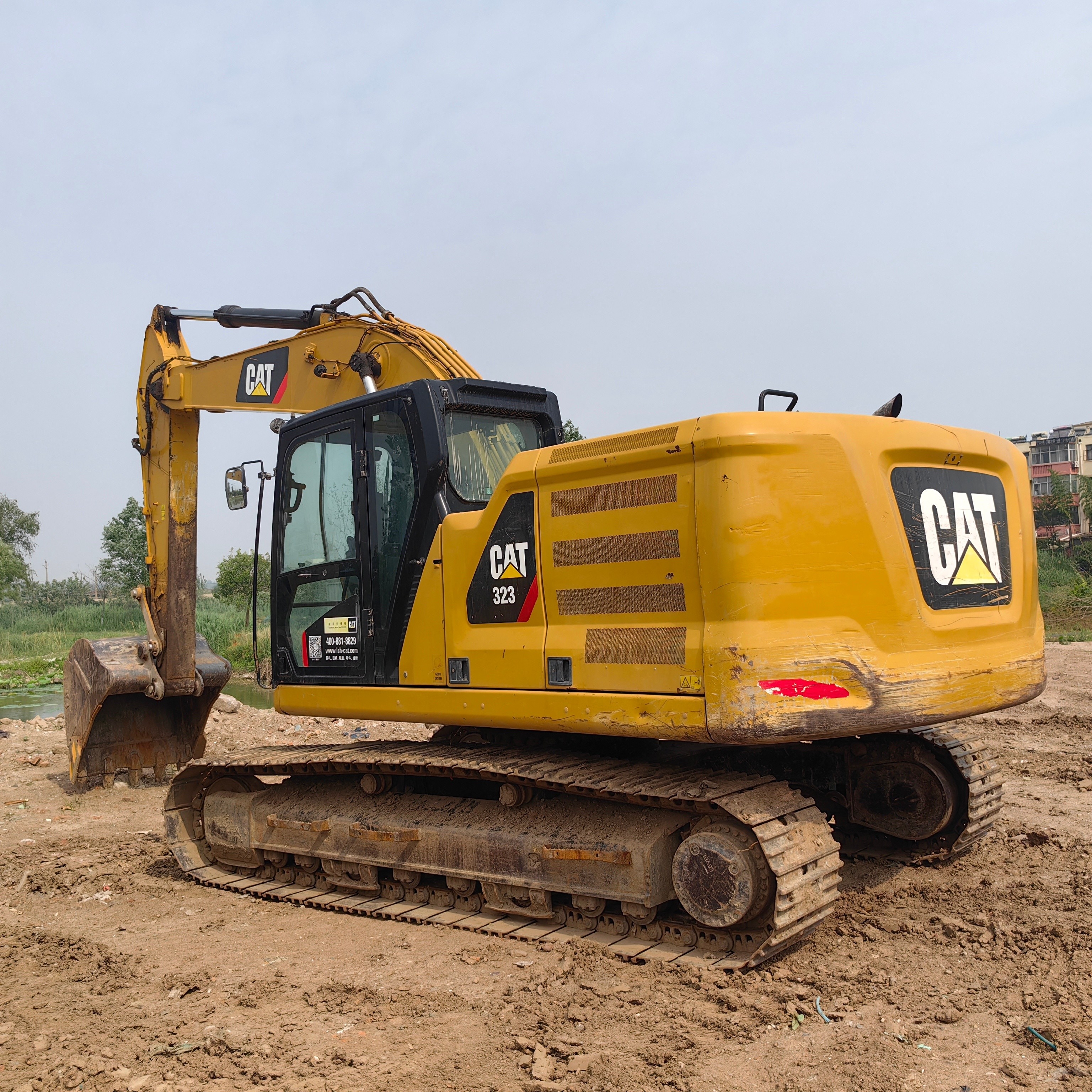 Used CAT 323 Heavy Excavators 23 Ton Original Adopts Hydraulic Secondhand Digger