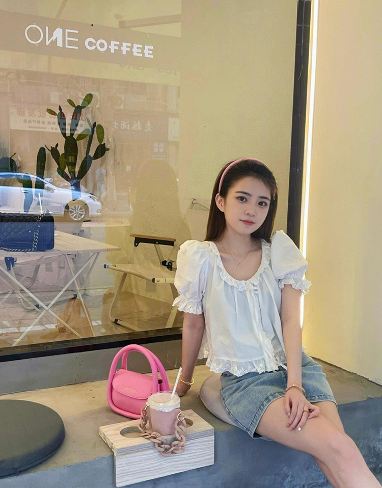 Polyester Lining Lady Style Mini Totes with Custom Design and Vegan Leather Material