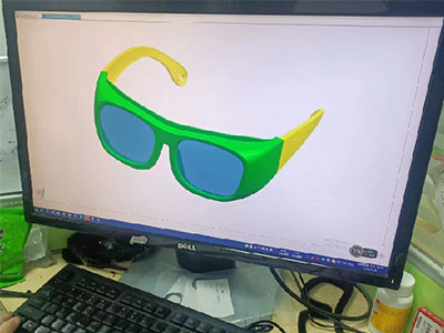 2024 High Quality Plastic Safe Solar Observation Solar Eclipse Glasses Certified Safe Shades for Direct Sun Viewing