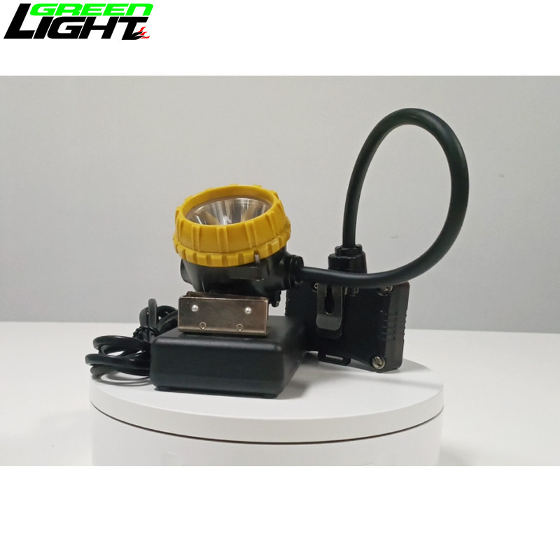 Easy To Carry Coal Mining Lights 6.8Ah Big Capacity 15000lux Lightweight
