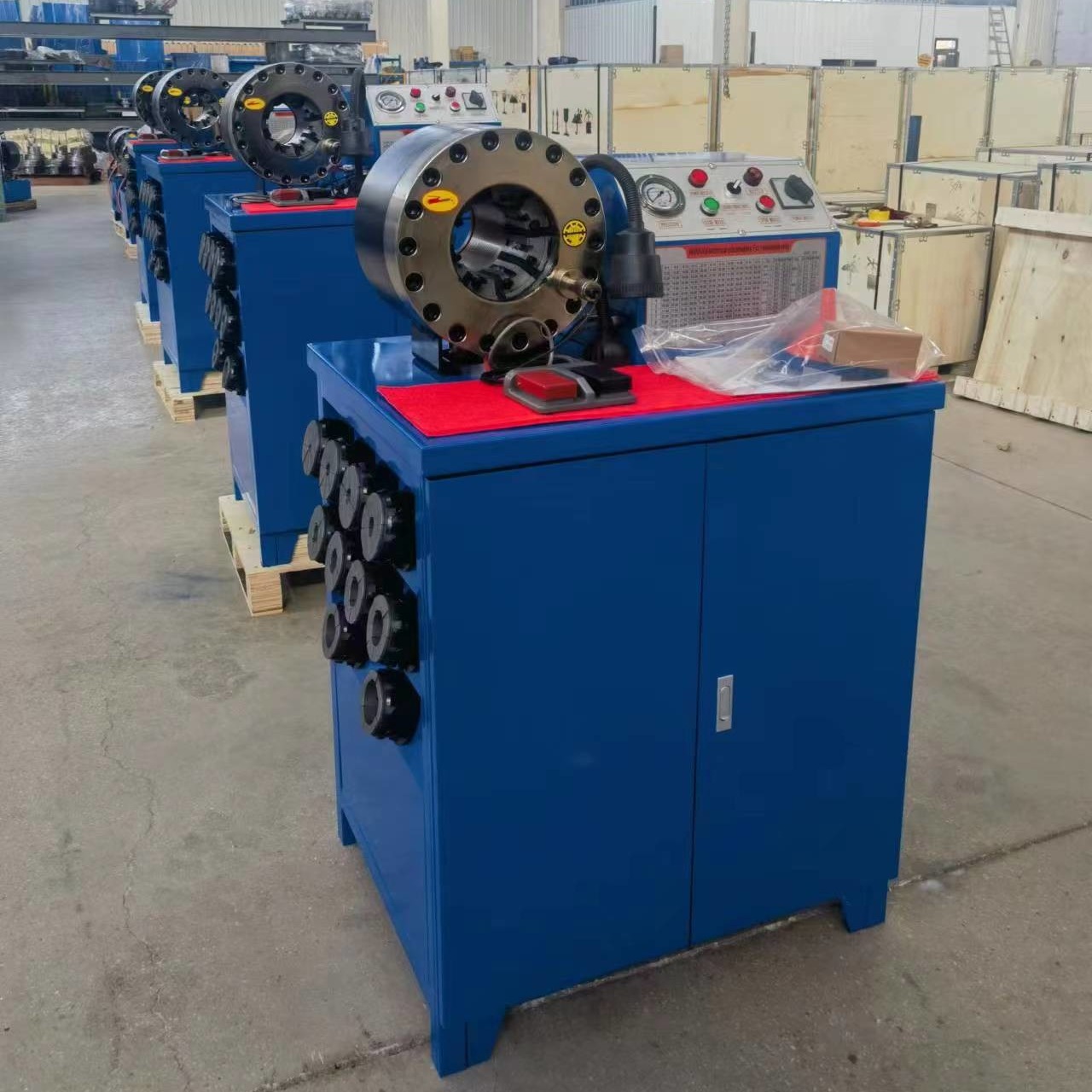 Electric Steel Industrial Hydraulic Hose Pipe Crimping Machine For Different Pressure Hose