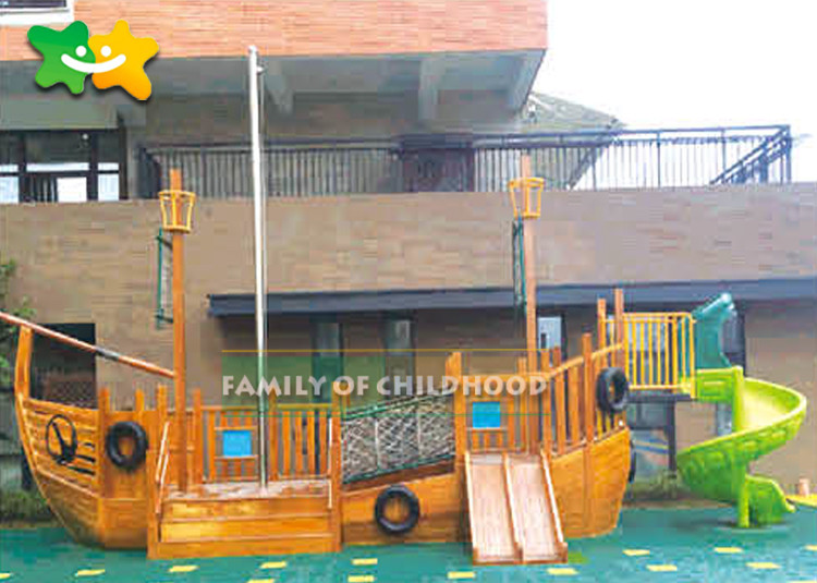 Plate Platform Childrens Wooden Climbing Frame With Slide Tube Equipment