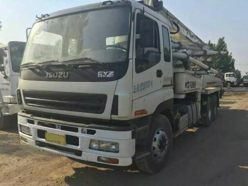 2014 Zoomlion 37m Heavy Machinery Concrete Boom Pump on Sale